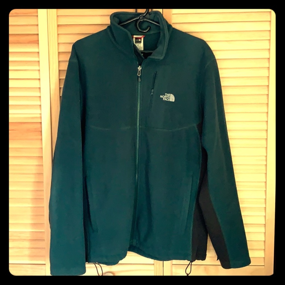 Men’s North Face fleece jacket